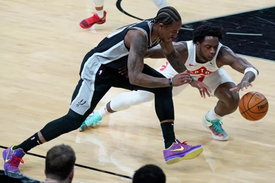 员通过他们 员通过他们